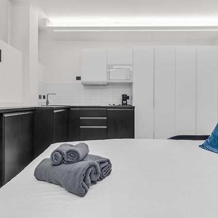 Pab60 -Crescenzago-Luxury Blue House Lägenhet Milano Exteriör bild